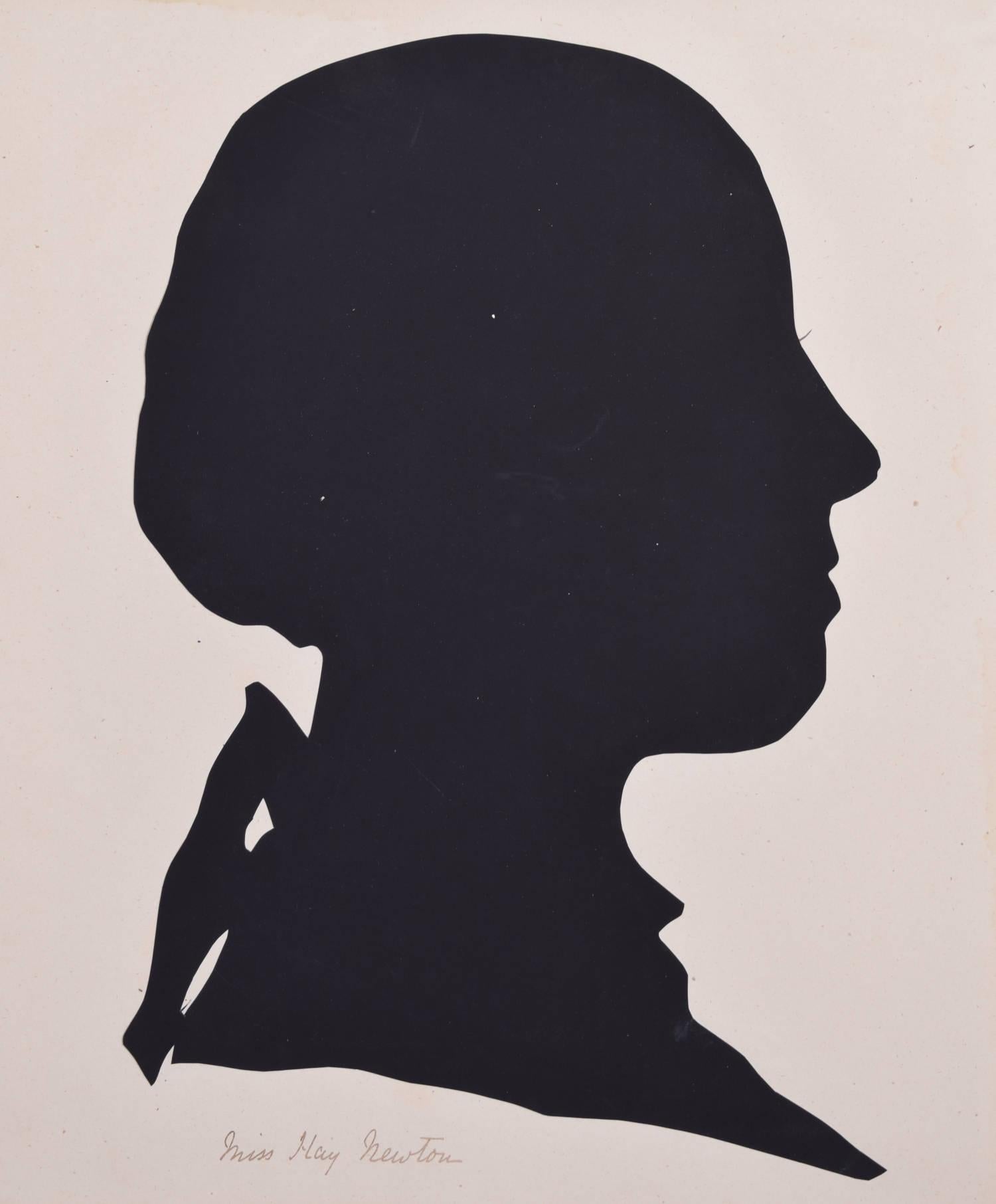 Unknown Black and White Photograph – Silhouette einer Dame aus dem neunzehnten Jahrhundert: Miss Hay Newton 