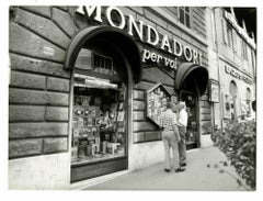 Old Days  - Mondadori Bookshop - Vintage Photo - 1970s