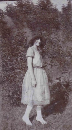 Old Days Photo - Lady - Vintage Photo - Early 20th Century