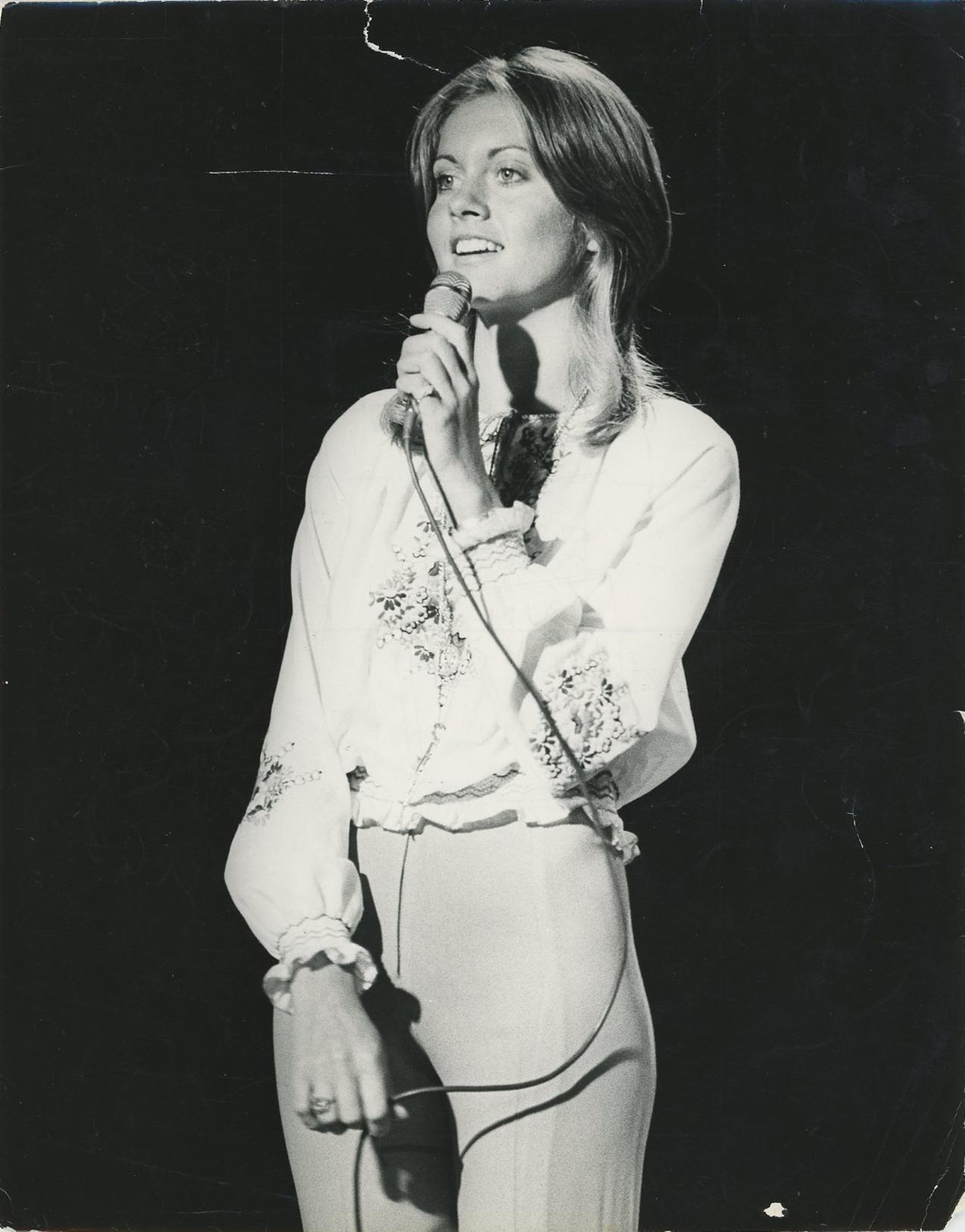 Unknown Black and White Photograph - Olivia Newton John Portrait of her Singing in 1972 
