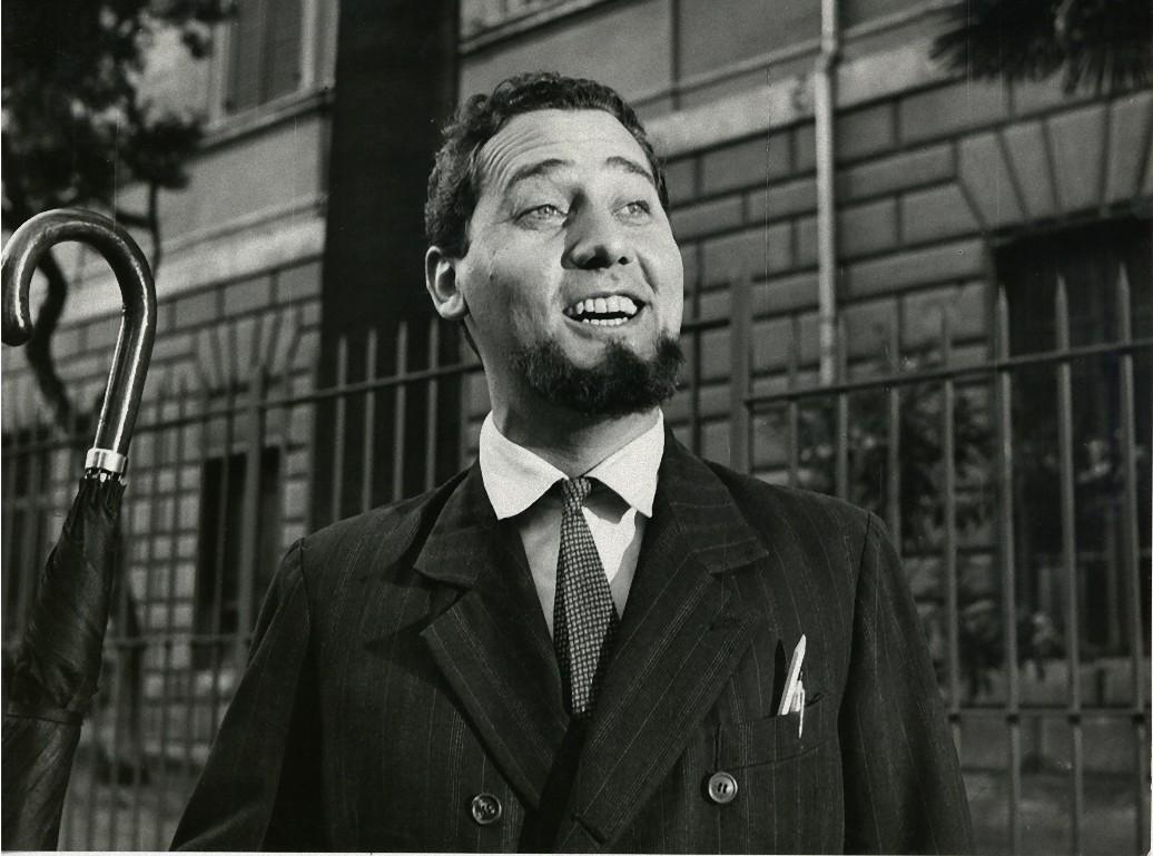 One Hundred Years of Alberto Sordi # 30 - Vintage Photo by P. Praturlon - 1950's - Photograph by Unknown