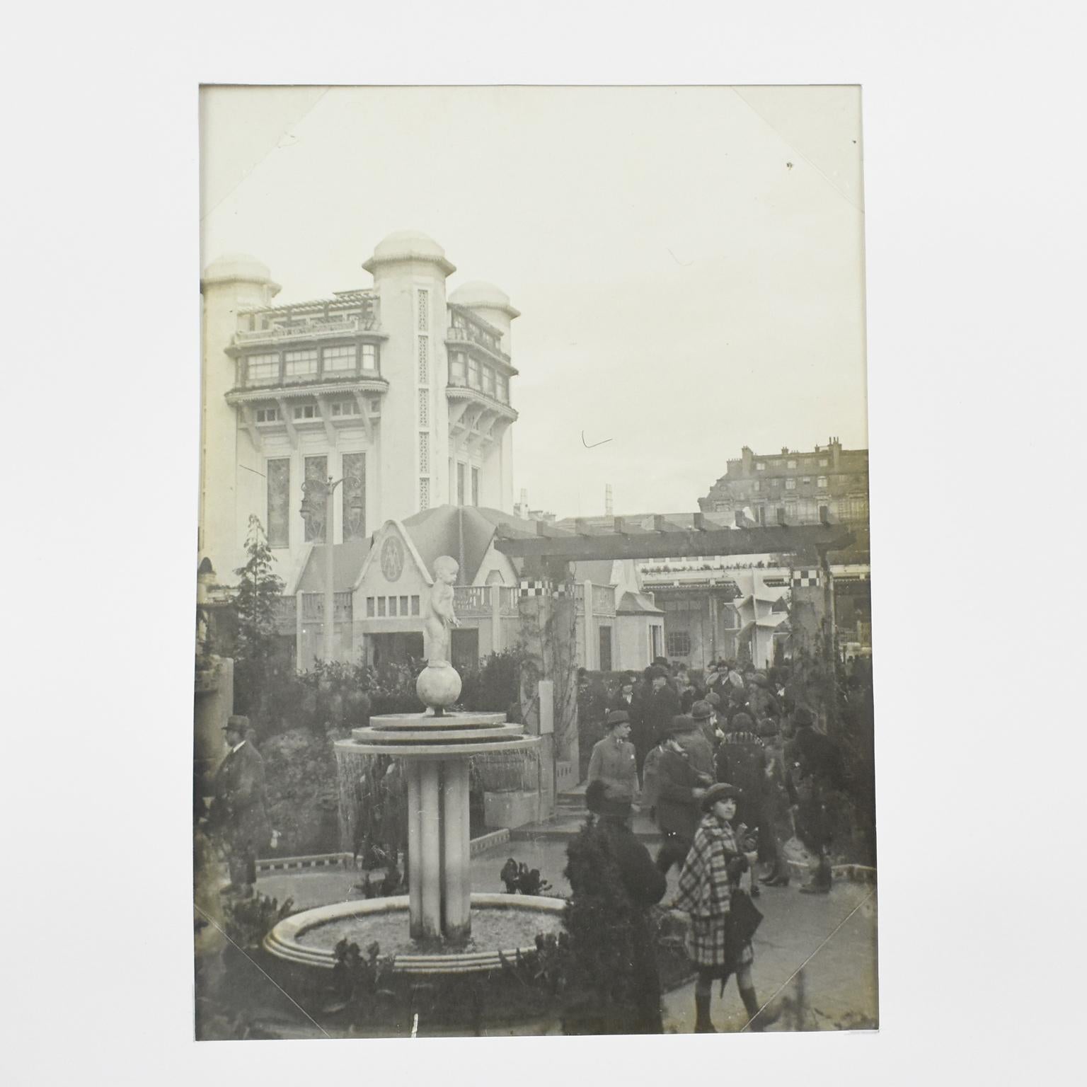 París, Exposición de Arte Decorativo de 1925, Fotografía del Árbol de Hormigón de Mallet Stevens en venta 2