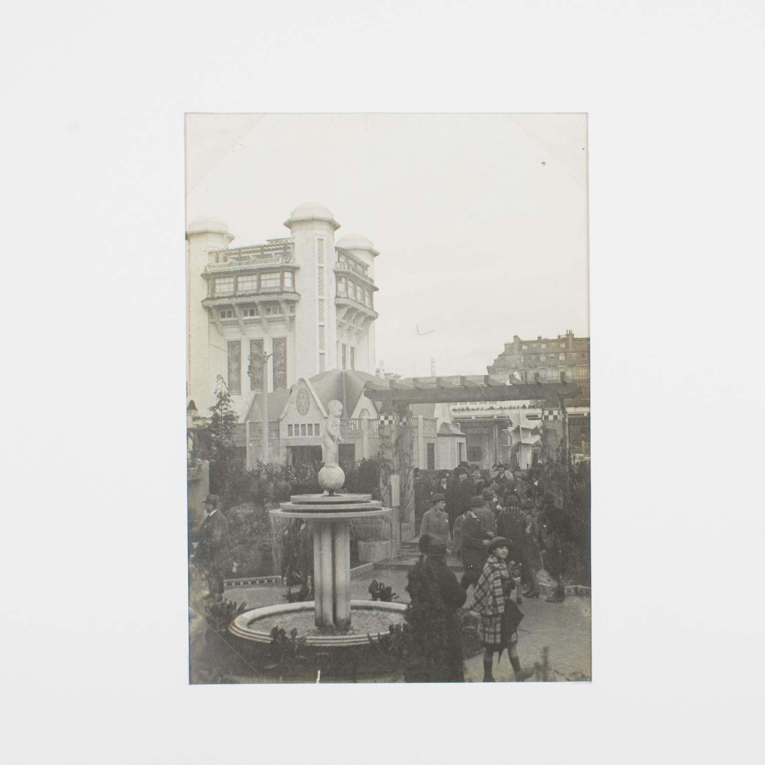 París, Exposición de Arte Decorativo de 1925, Fotografía del Árbol de Hormigón de Mallet Stevens en venta 4