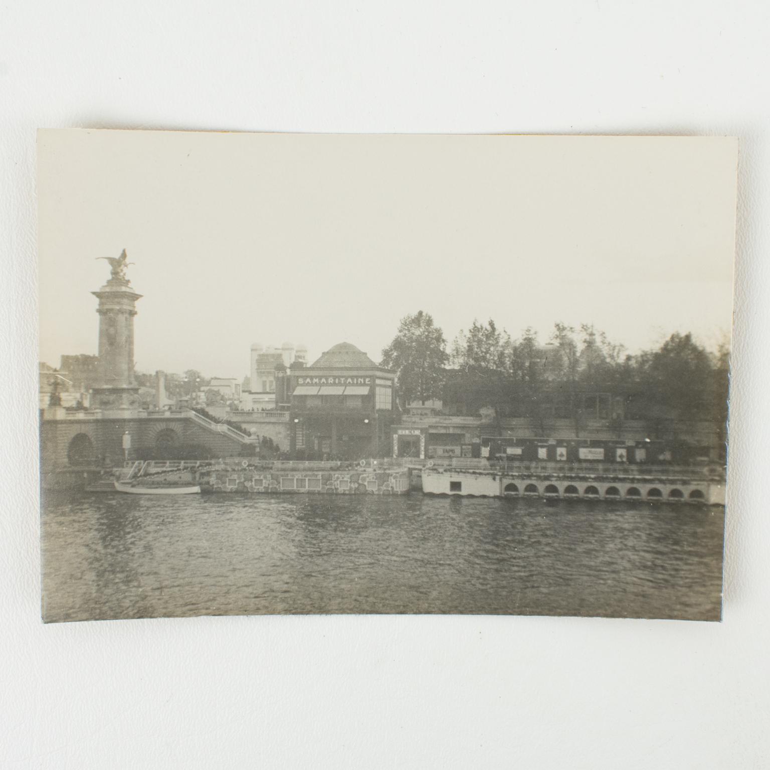 A unique original silver gelatin black and white photography.
The International Decorative Arts Exhibition in Paris, October 1925. Along with the Seine River, The Department Store 