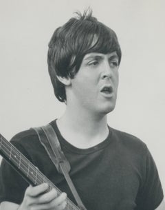 Paul McCartney, Chitarra, Fotografia in bianco e nero 24 x 16, 7 cm