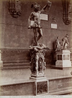 Perseus des Cellini, Loggia dei Lanzi, Florenz