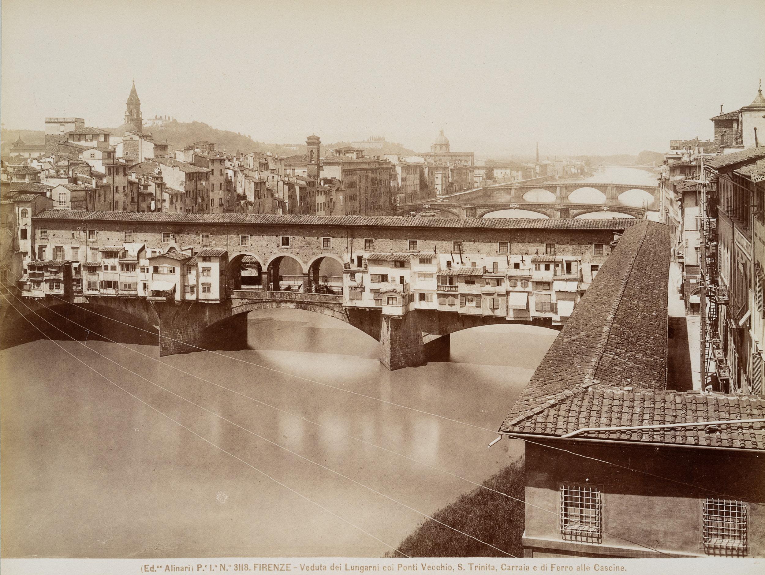 Landscape Photograph Fratelli Alinari - Ponte Vecchio au-dessus de l'Arno, Florence