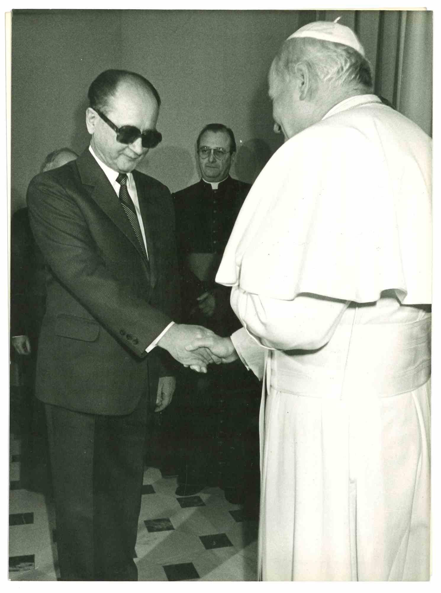 Unknown Portrait Photograph - Pope John Paul II and General Wojciech Witold Jaruzelski - 1987