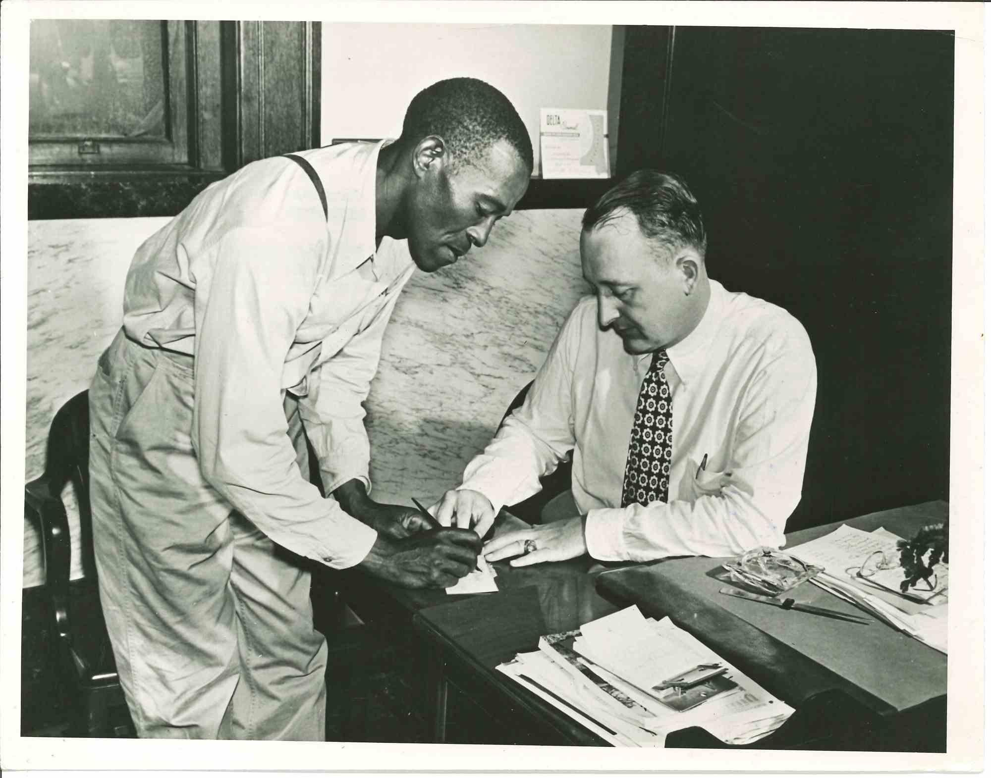 Unknown Figurative Photograph - Porto Ricans to Full Self-Government- Vintage Photograph - Mid 20th Century