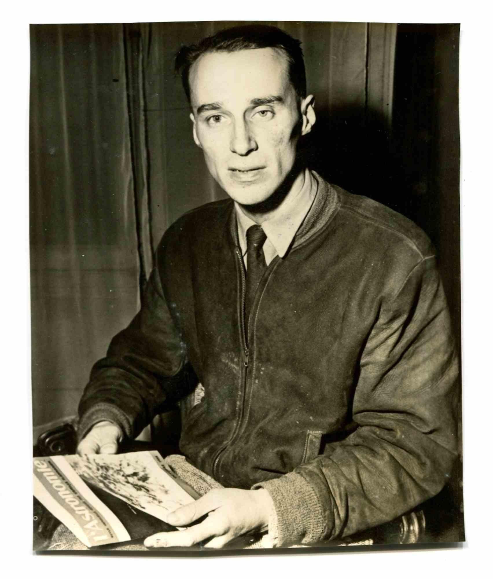 Unknown Figurative Photograph - Portrait of Audouin Dolfuss - Vintage Photo Mid-20th Century