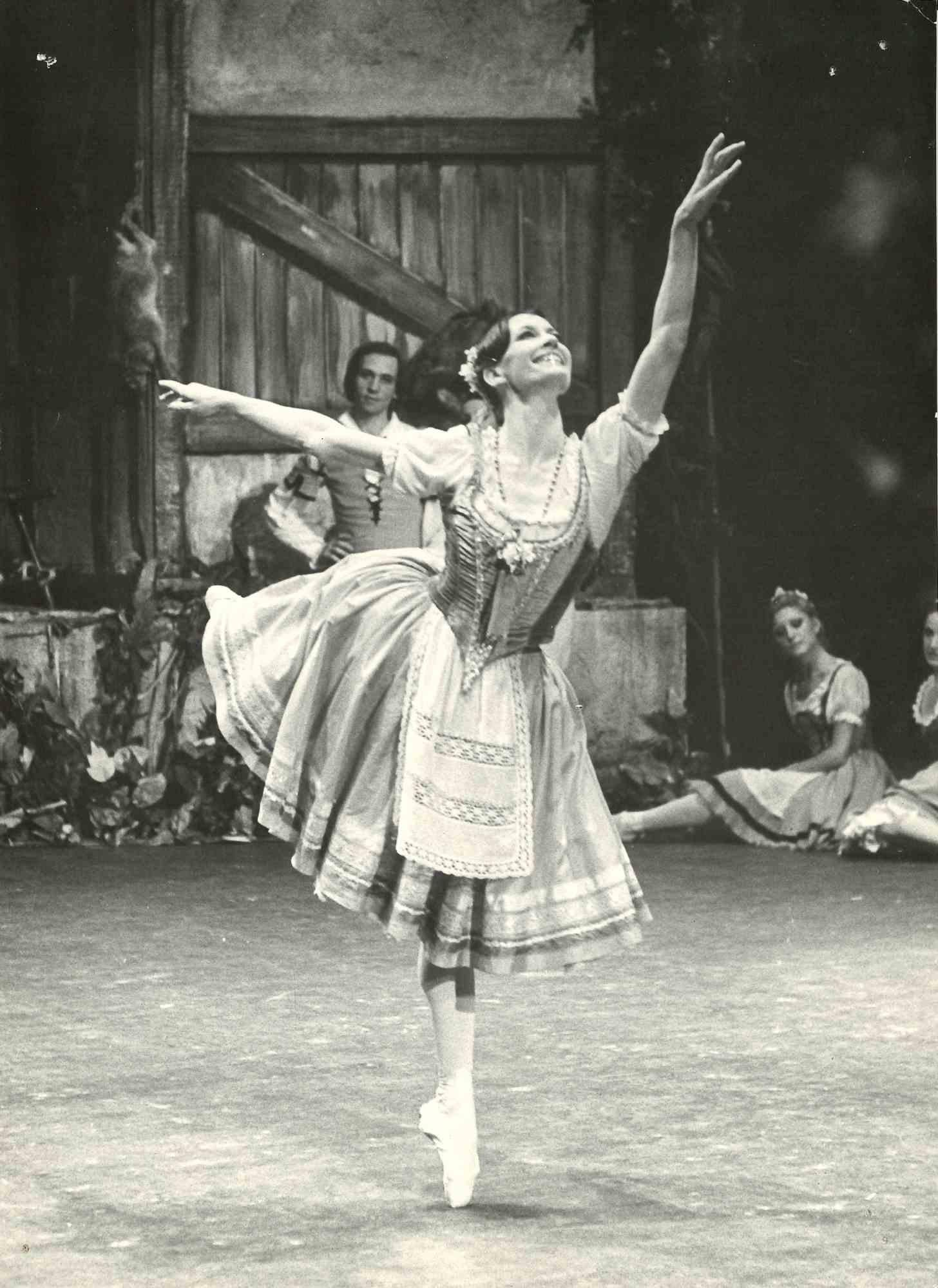 Unknown Figurative Photograph – Porträt von Carla Fracci - Vintage Foto - 1970er Jahre