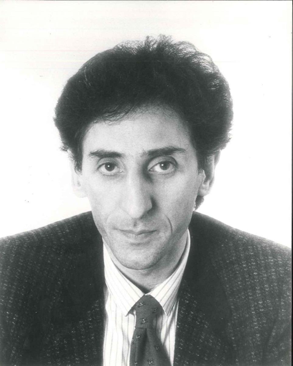 Unknown Figurative Photograph – Porträt von Franco Battiato - Vintage-B/W-Fotografie - 1980er Jahre