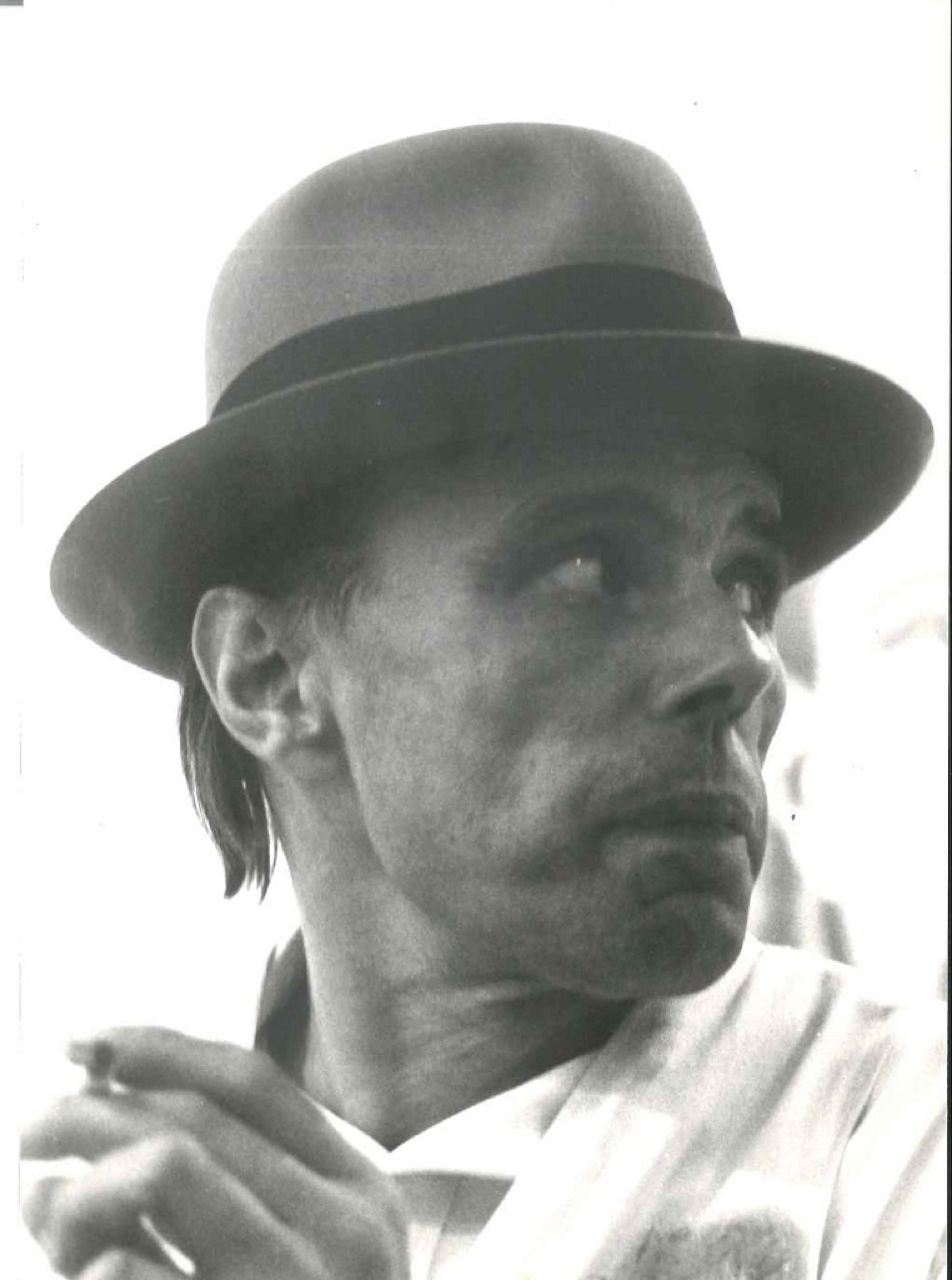 Unknown Figurative Photograph - Portrait of Joseph Beuys  - Vintage Photo - 1970s