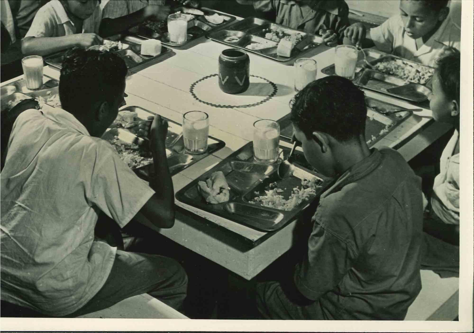 Unknown Figurative Photograph - Puerto Ricans School - American Vintage Photograph - Mid 20th Century