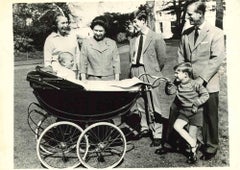 Queen Elizabeth II With Royal Family - Vintage Photo - Mid 20th century