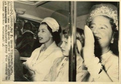 Queen Elizabeth with Princess Anne - Vintage Photo - 1950s