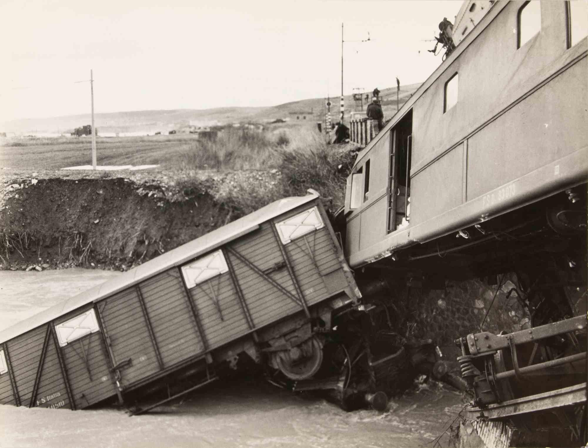 Unknown Figurative Photograph - Railway Crash - Vintage Photograph - 1964