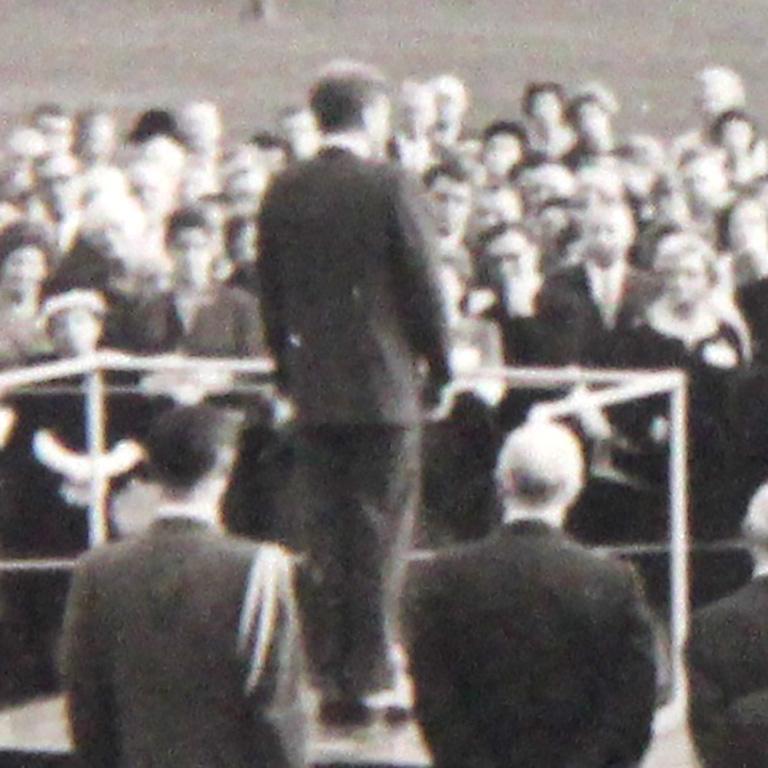 Rare Original 1960's Photo of John F. Kennedy Speaking on the Front Lawn - Gray Landscape Photograph by Unknown