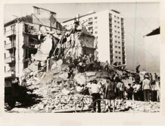 Les efforts de sauvetage à Skopje - Photographie vintage - 1963