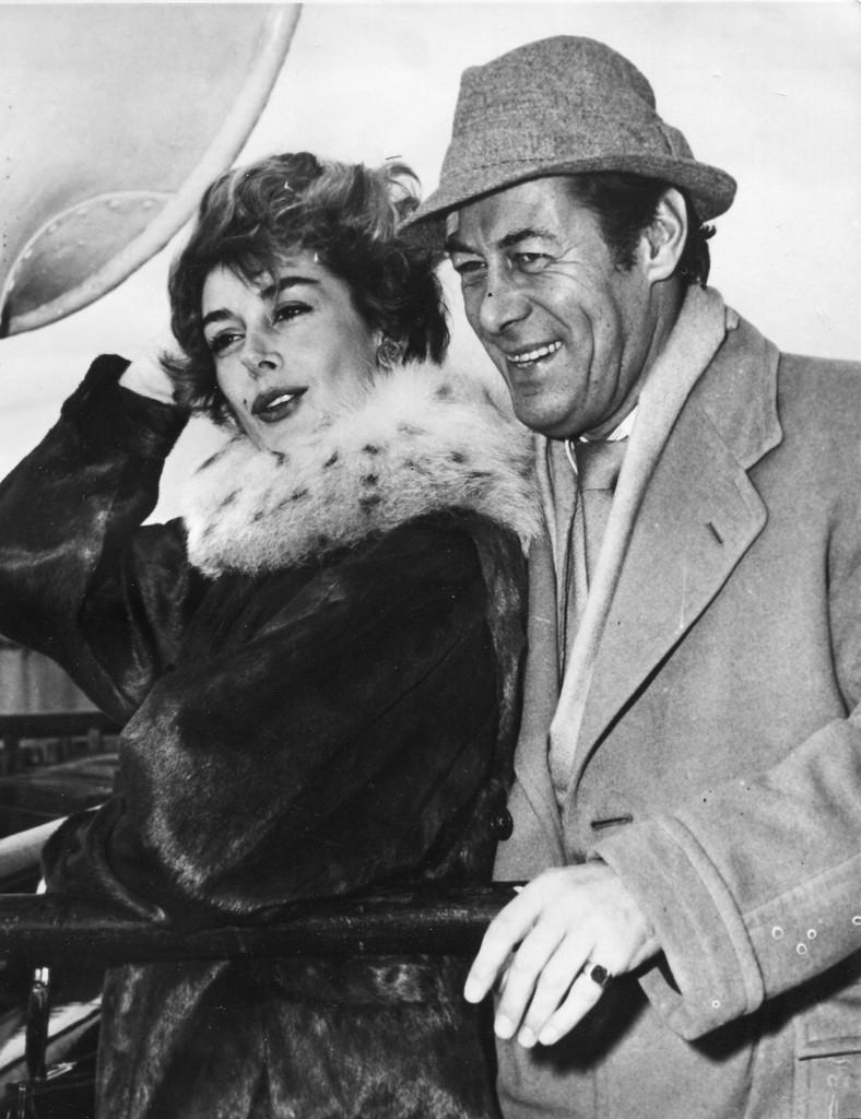 Unknown Black and White Photograph - Rex Harrison and Key Kendall - Vintage Photograph - 1958