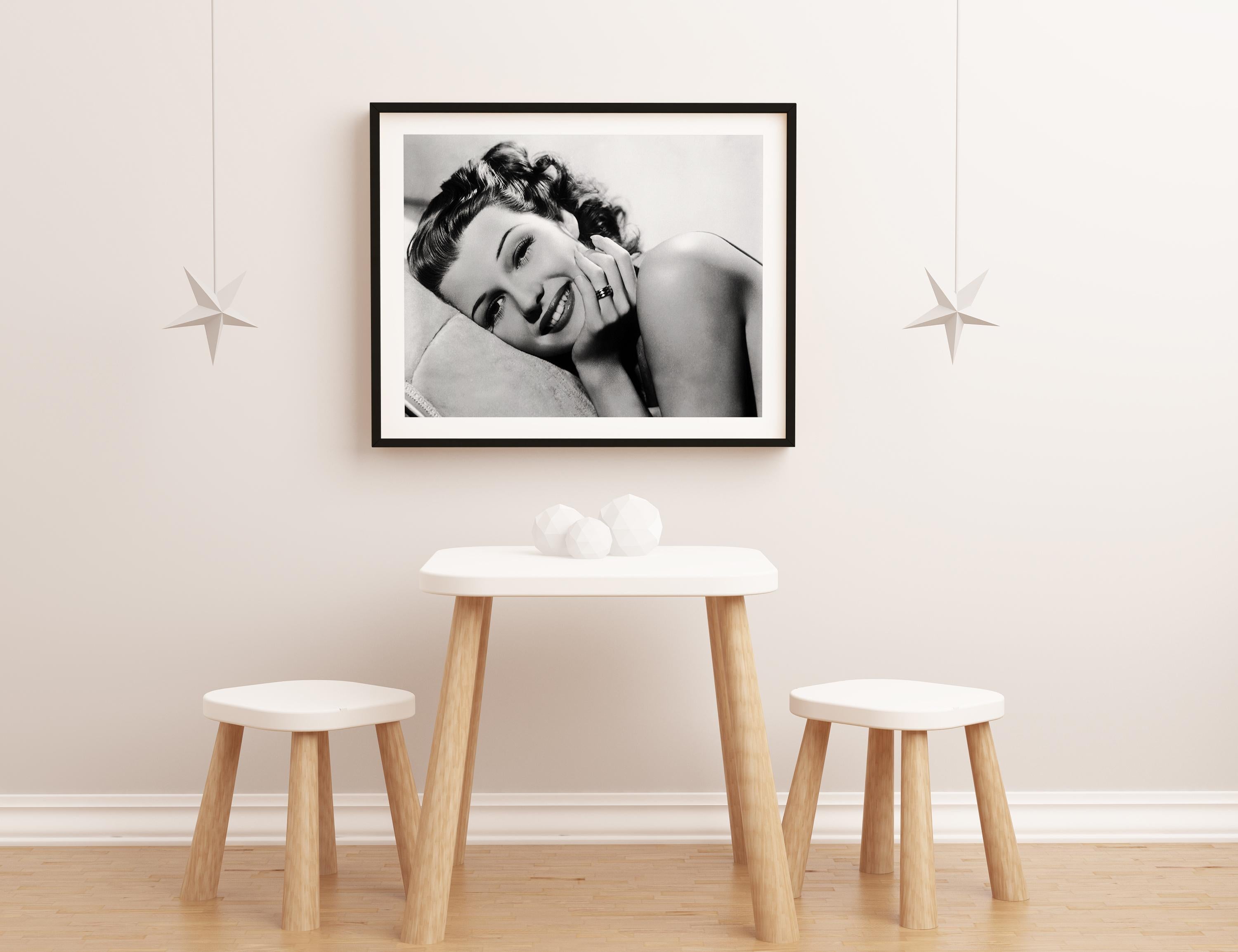 Rita Hayworth Smiling Glamour Globe Photos Fine Art Print For Sale 1