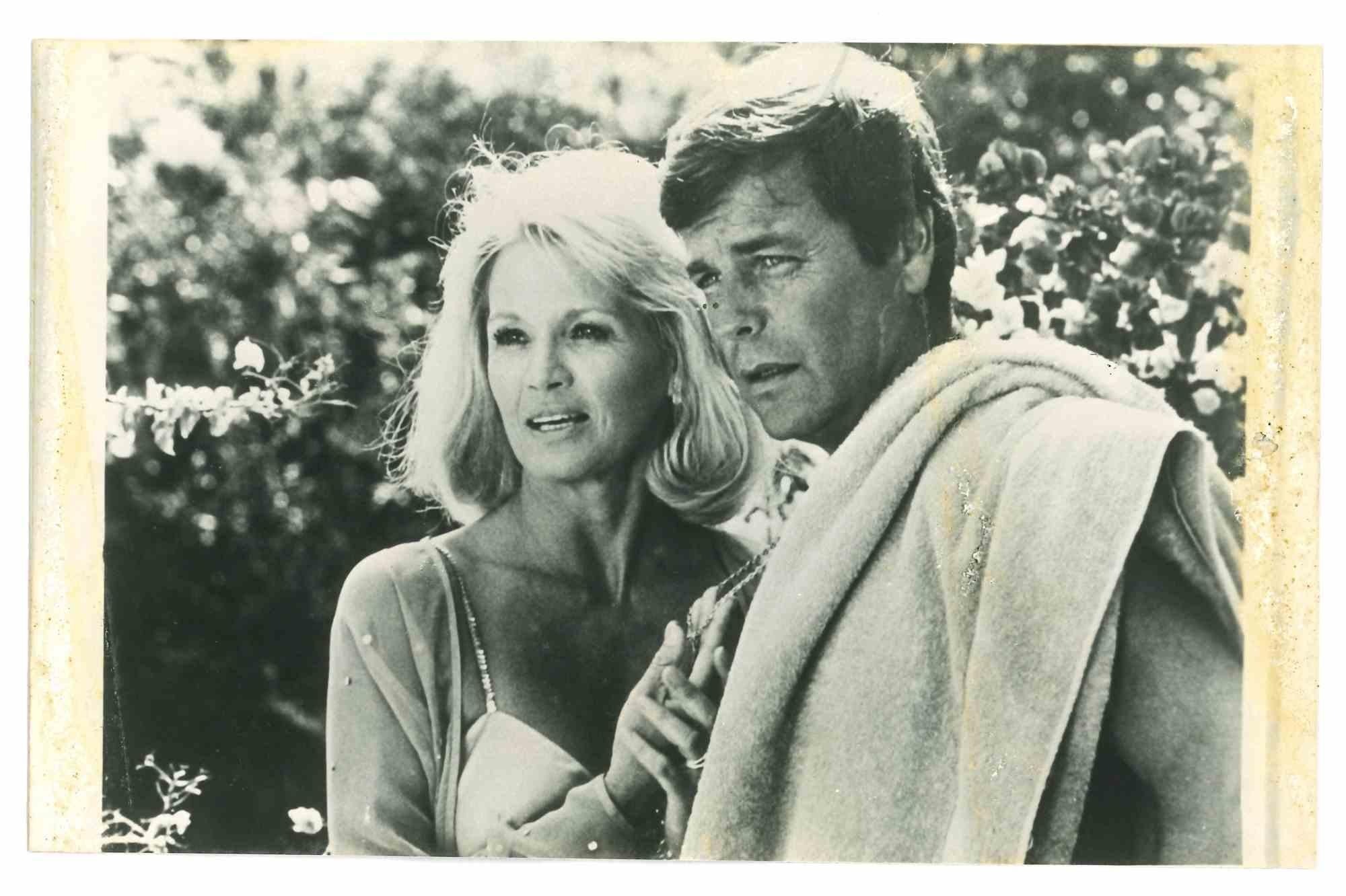 Unknown Figurative Photograph - Robert Wagner and Angie Dickinson - Vintage Photograph - 1970s
