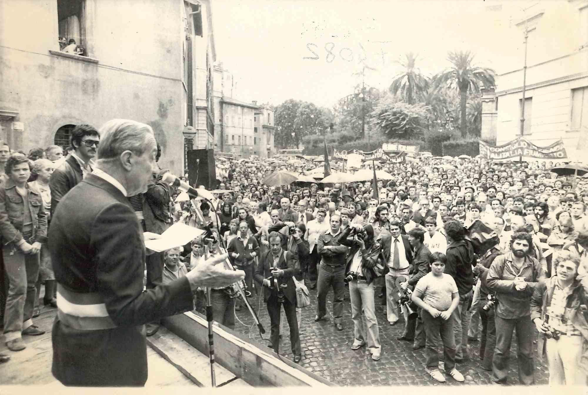 Unknown Figurative Photograph – Romer Bürgermeister, Giulio Argan – Vintage-Foto – 1977