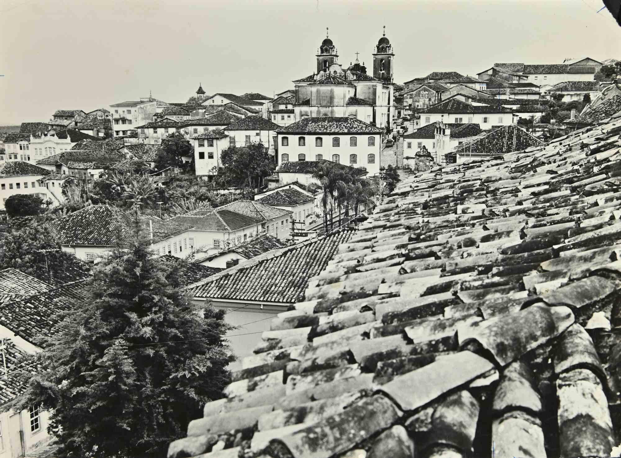 Figurative Photograph de Unknown - Vista de los tejados - Foto vintage en blanco y negro - Años 70