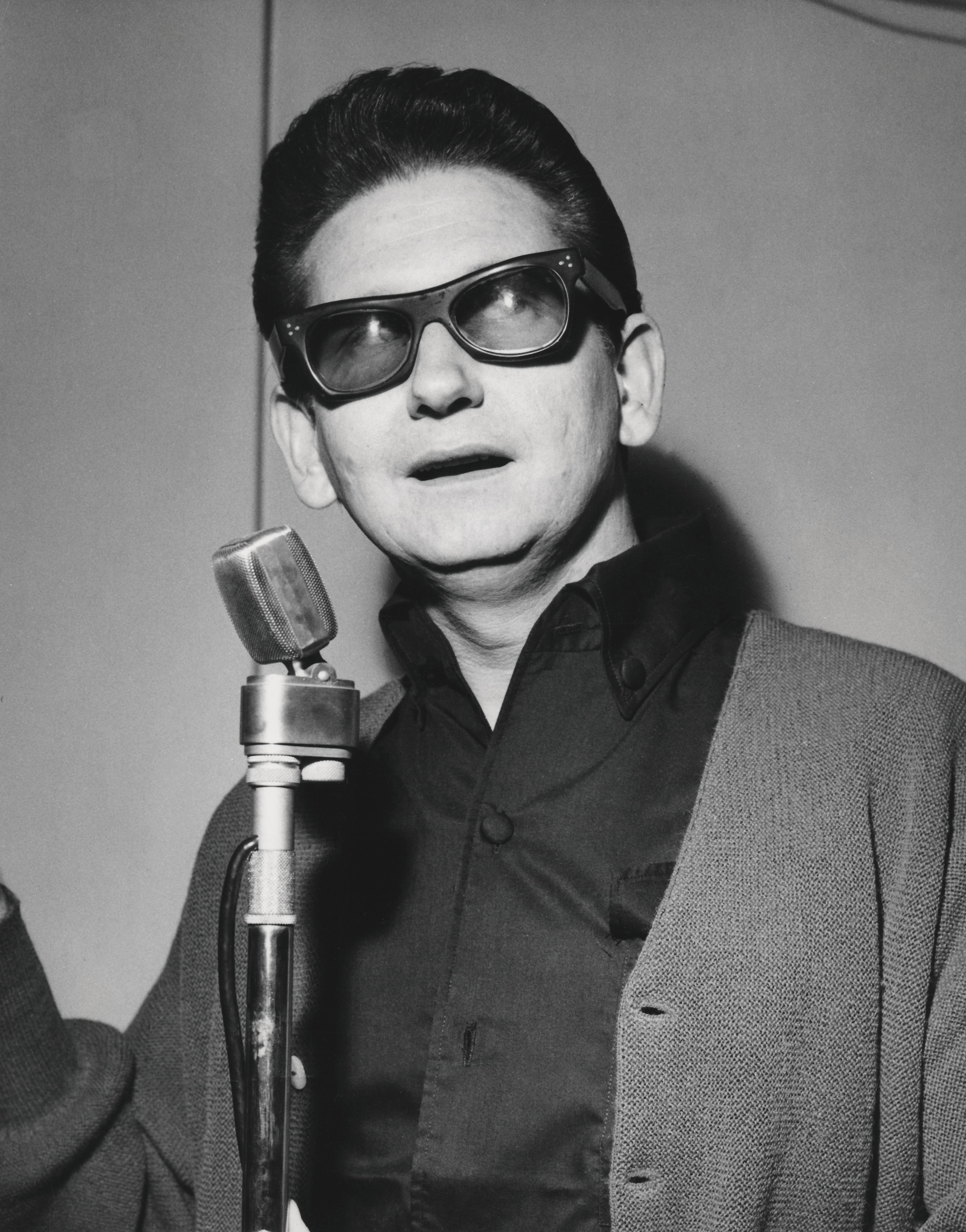 Unknown Portrait Photograph - Roy Orbison in Sunglasses II Globe Photos Fine Art Print