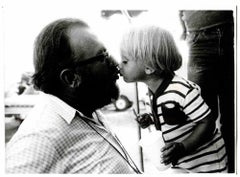 Sergio Leone besando a su hija - Foto - Años 60
