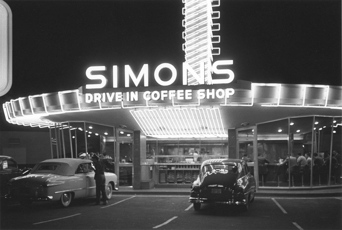 Simons Drive-In Coffee Shop - Black and White Photographic Print from Getty