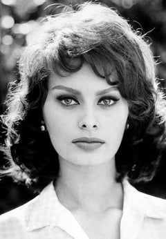 Sophia Loren in the Garden Globe Photos Fine Art Print