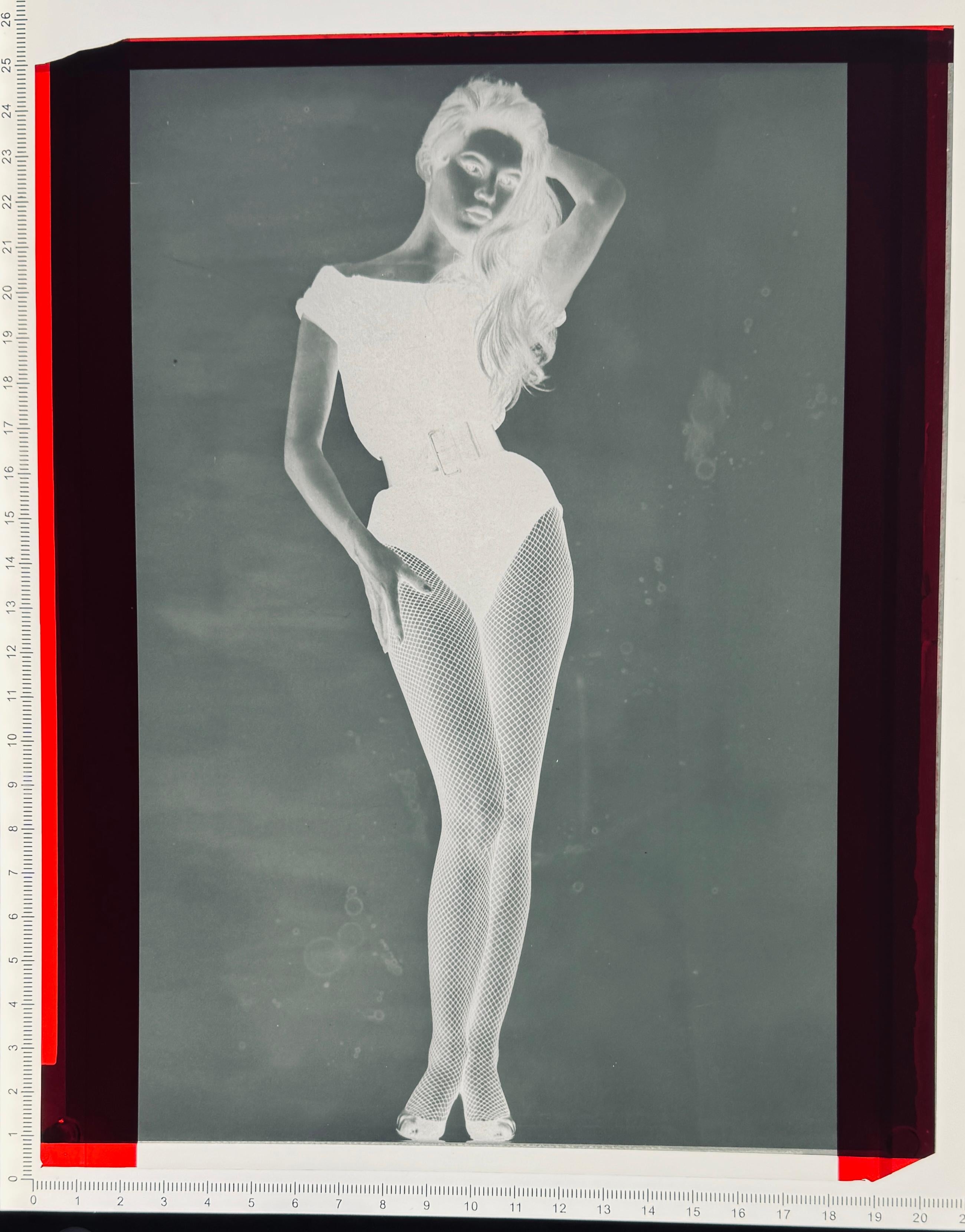 Sophia Loren - Fotografía y negativo antiguo de gran formato - Photograph de Unknown