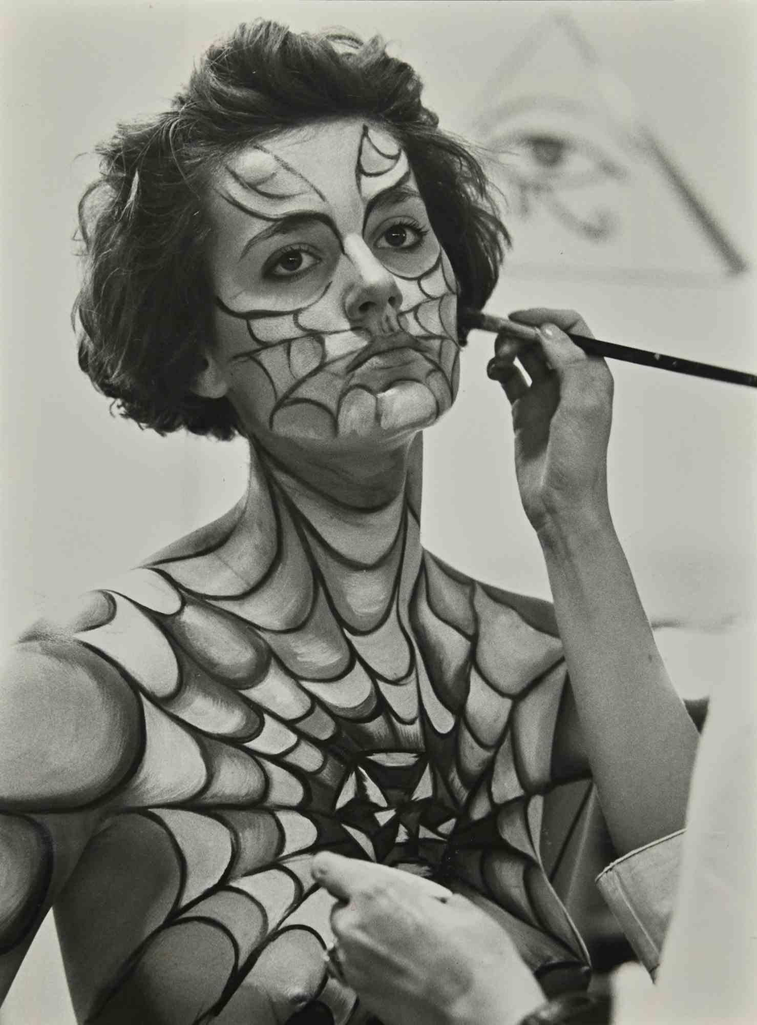 Unknown Portrait Photograph - Spider Woman - Vintage b/w Photo - 1980s