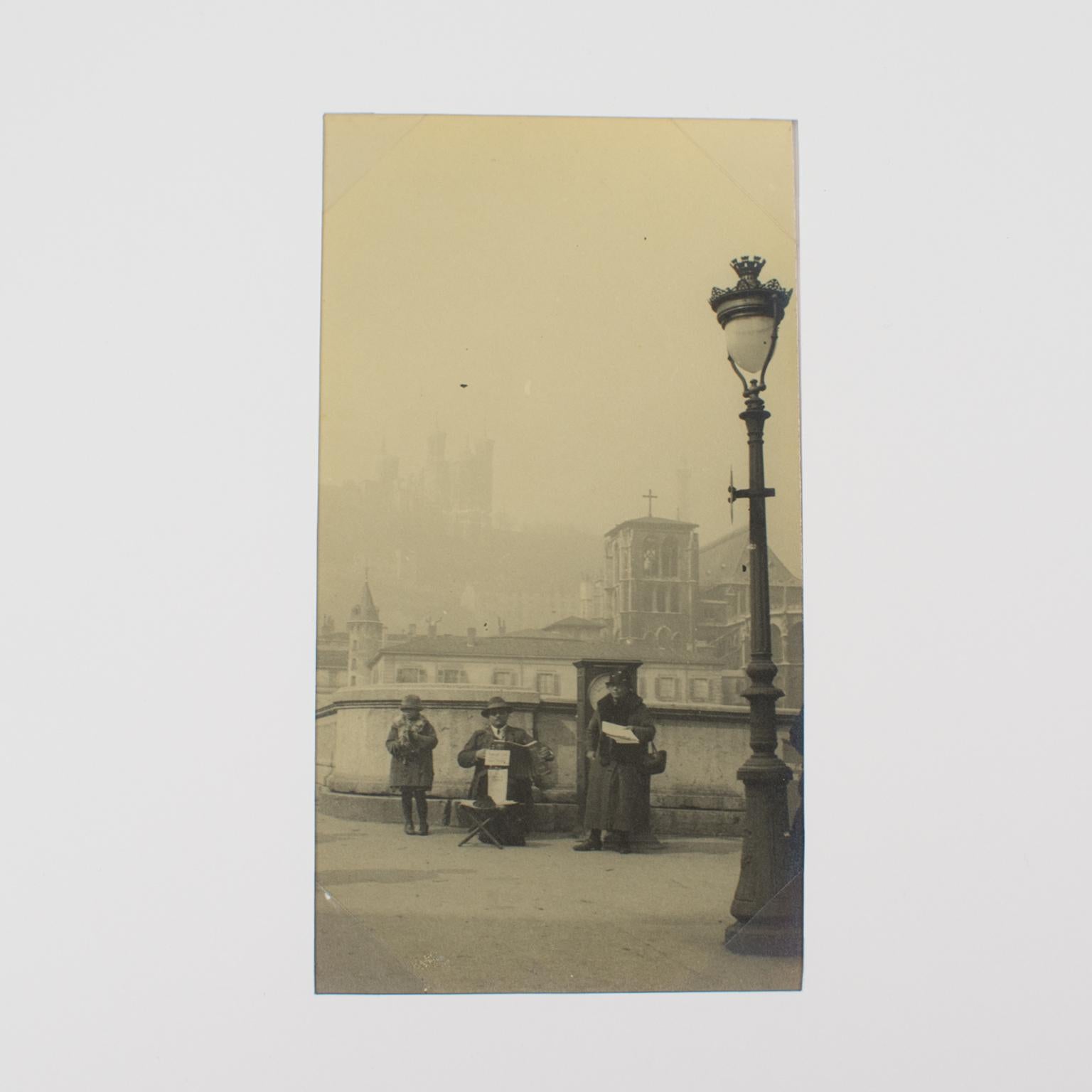 Street Musician in Lyon, France, Silver Gelatin Black and White Photography 1930 For Sale 5