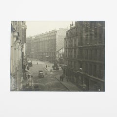 Street View a Parigi negli anni '30 Fotografia alla gelatina d'argento in bianco e nero