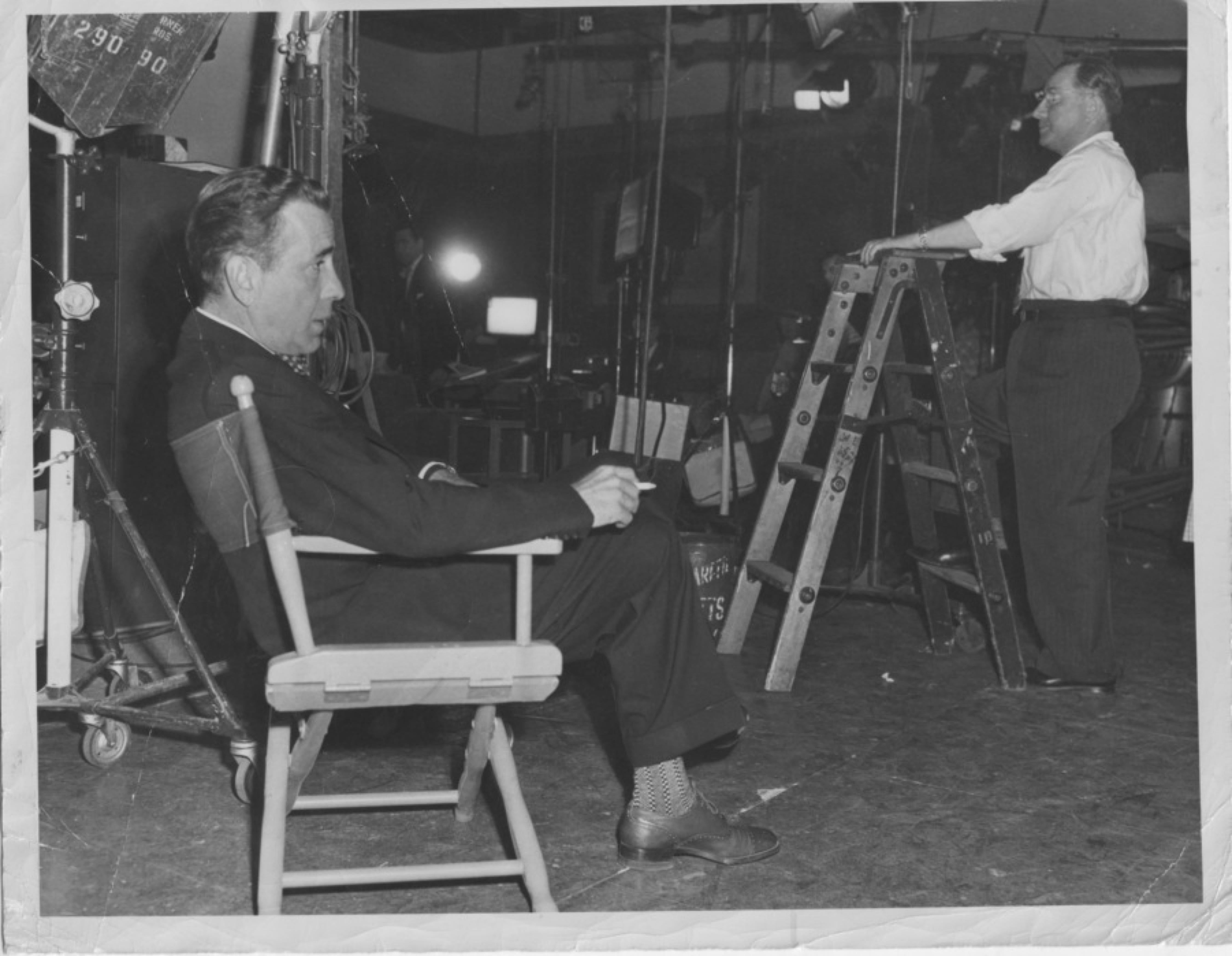 Unknown Portrait Photograph - The American Actor Humphrey Bogart - Vintage Photo - 1940s