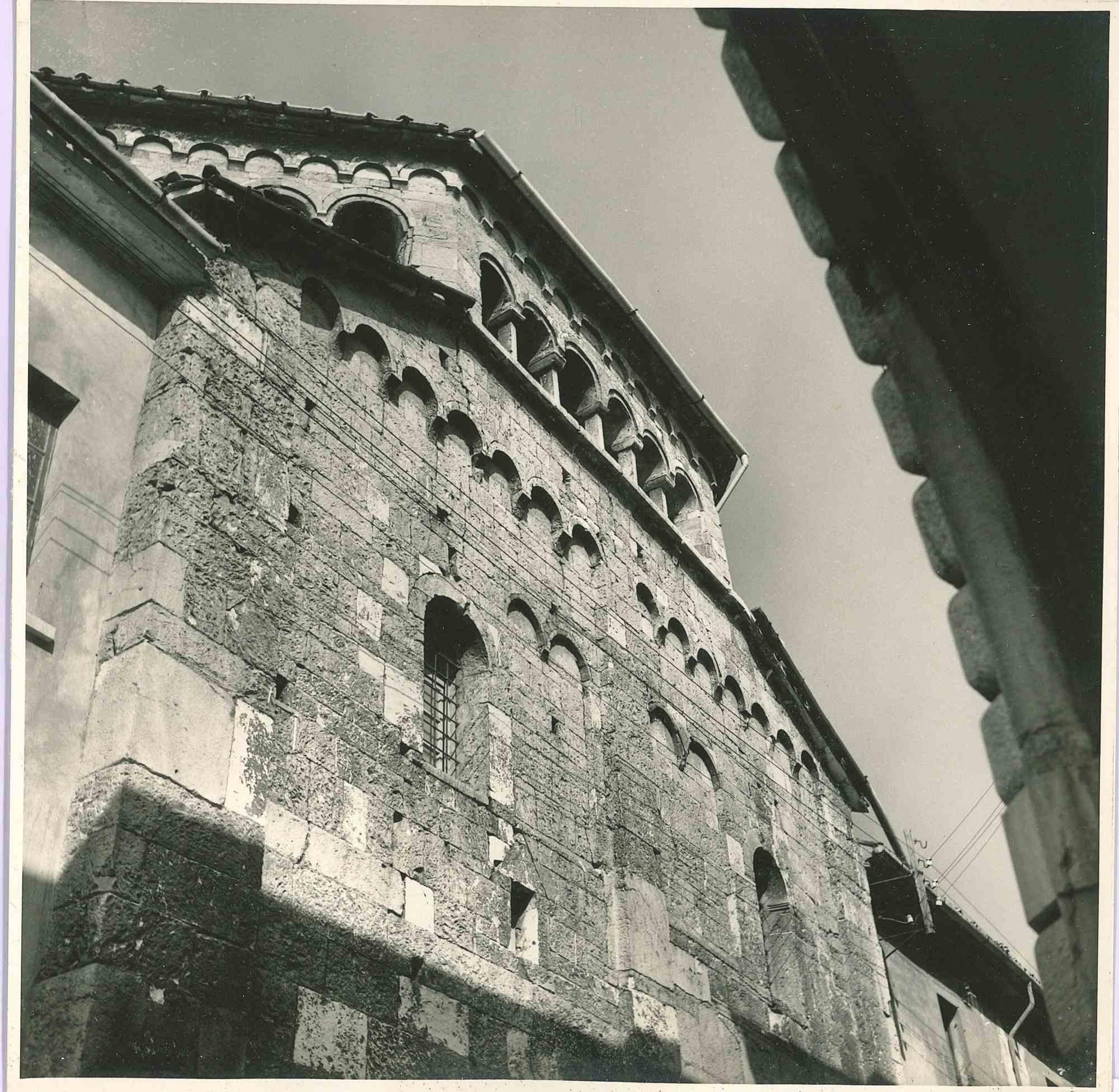 Unknown Figurative Photograph - The Church of Santa Maria in Solario - Vintage Photo - Early 20th century