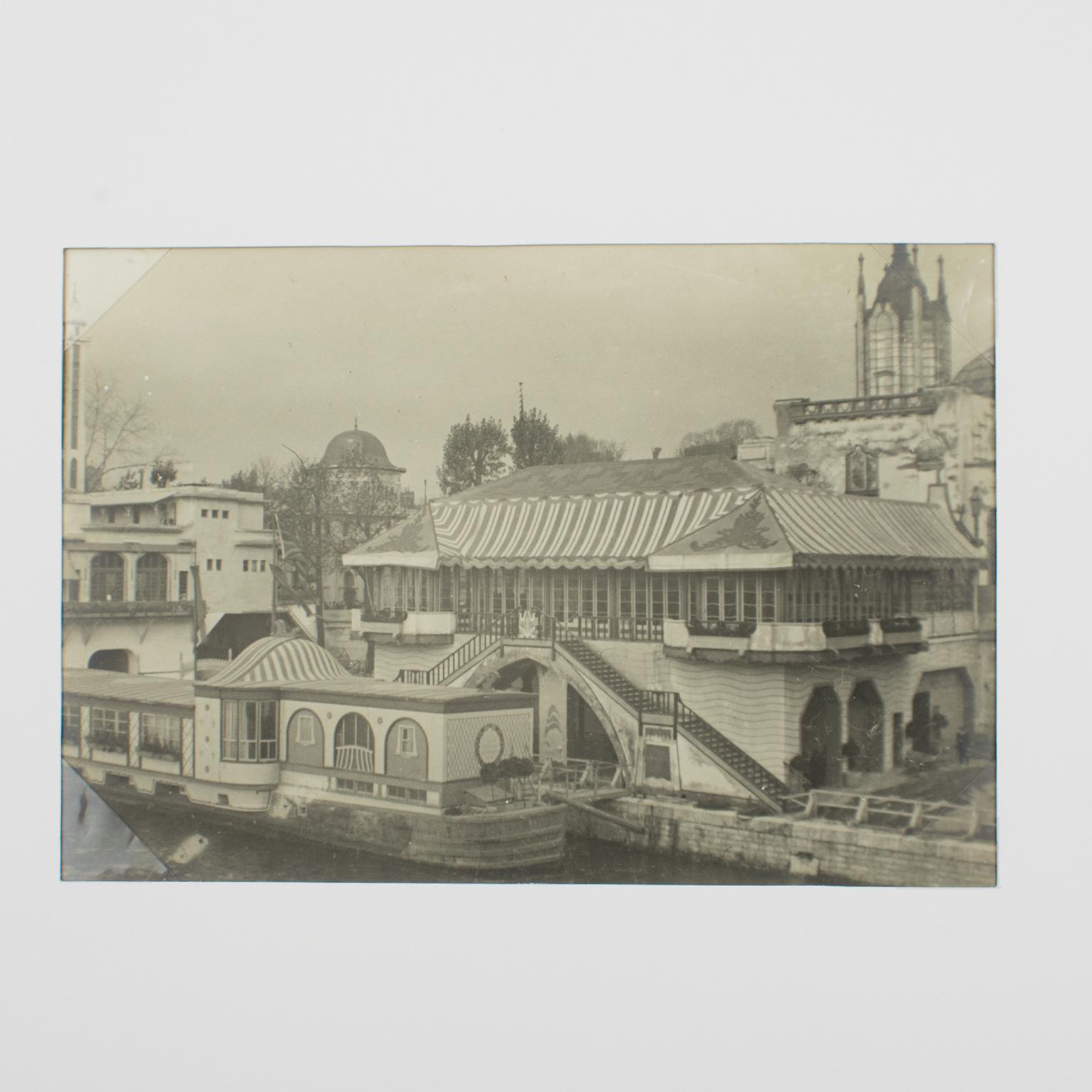 L'esposizione di Art Decor del 1925 a Parigi, fotografia alla gelatina d'argento B e W in vendita 1