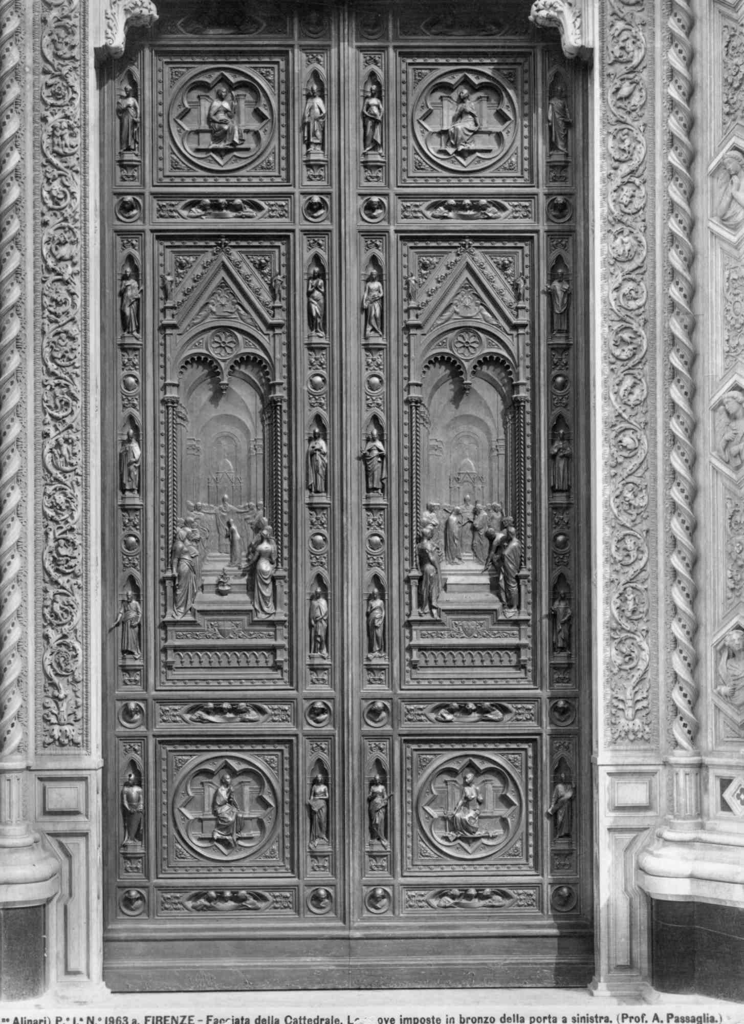 Unknown Figurative Photograph - The Door of The Cathedral of Florence - Vintage Photograph - Early 20th Century