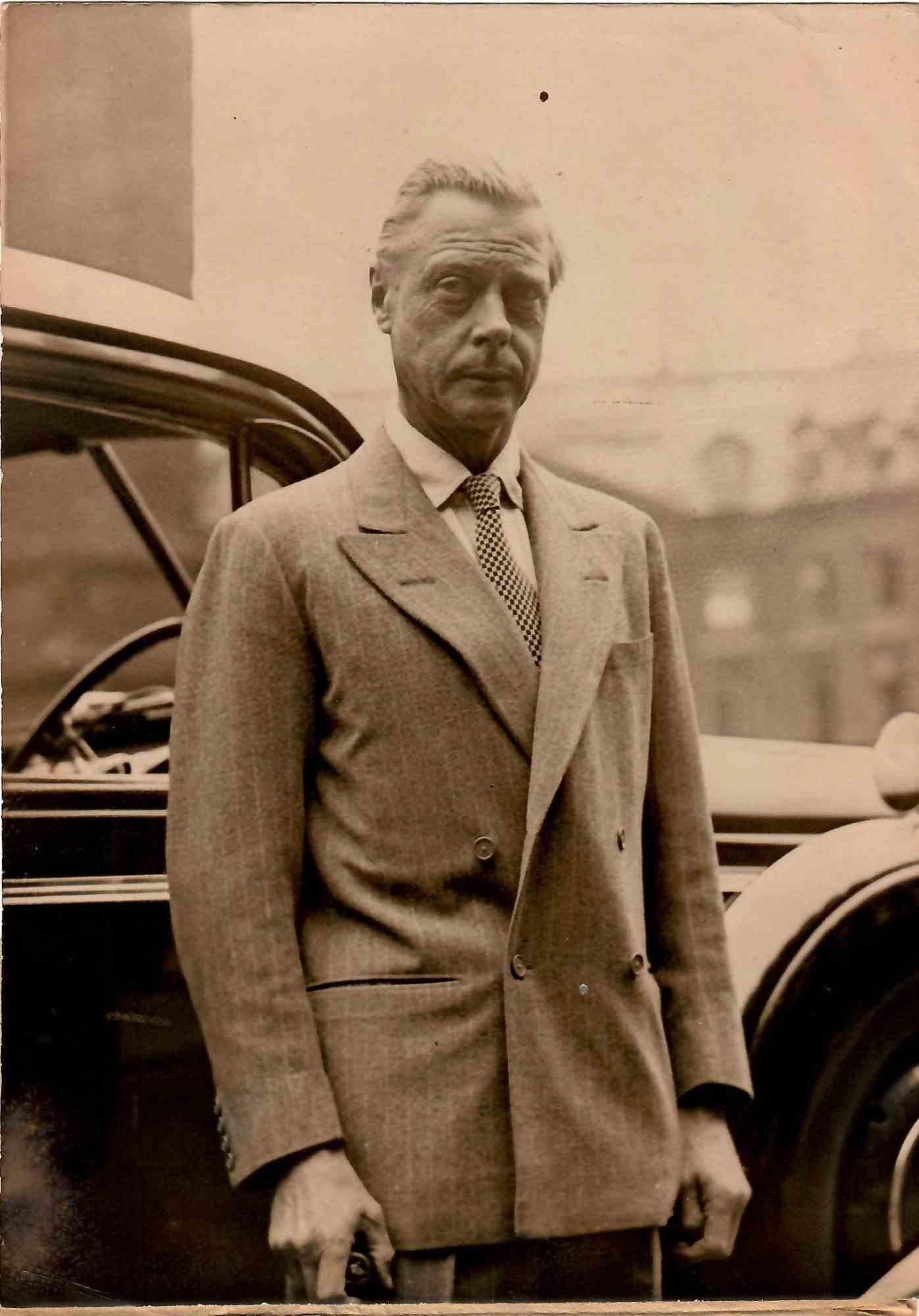 Unknown Portrait Photograph - The Duke of Windsor in Paris - Vintage B/W photo - 1950s