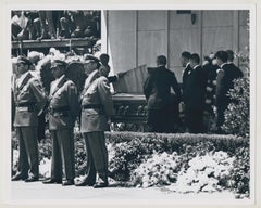 The funeral of Marilyn Monroe, 8th August 1962, 21, 4 x 25, 2 cm