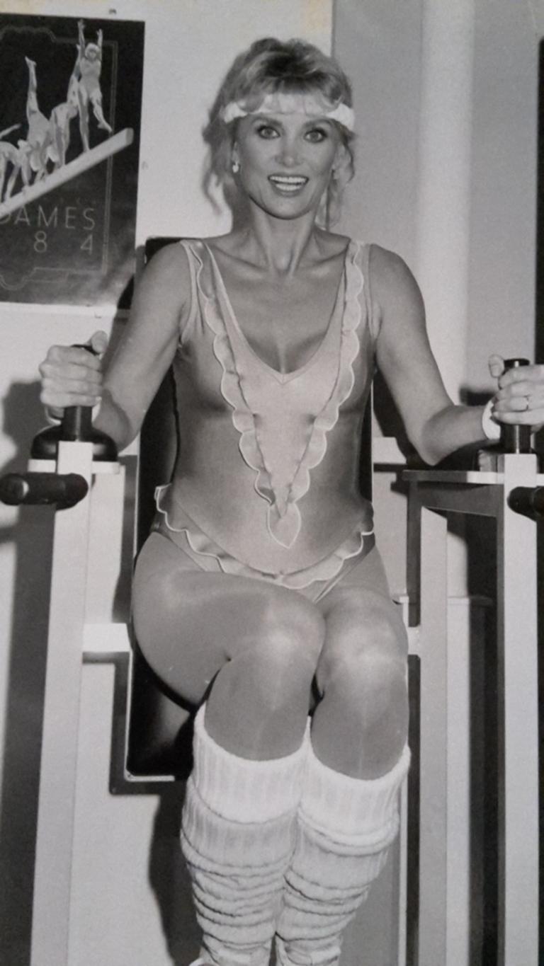 Unknown Portrait Photograph - The German-American Actress Barbara Bouchet - Vintage b/w Photo - 1980s
