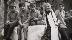 The German-American Actress Barbara Bouchet - Vintage photo - 1980s