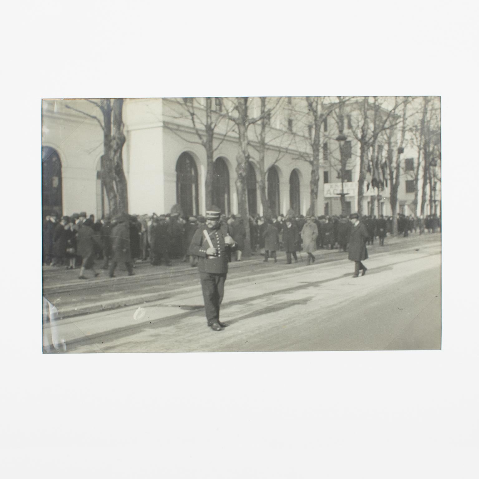 A unique original silver gelatin black and white photography. The International Autumn Fair in Lyon, France, 16th of March 1927. 
The crowd rushes to the entrance of The International Autumn Fair in Lyon on this first day of opening. In the