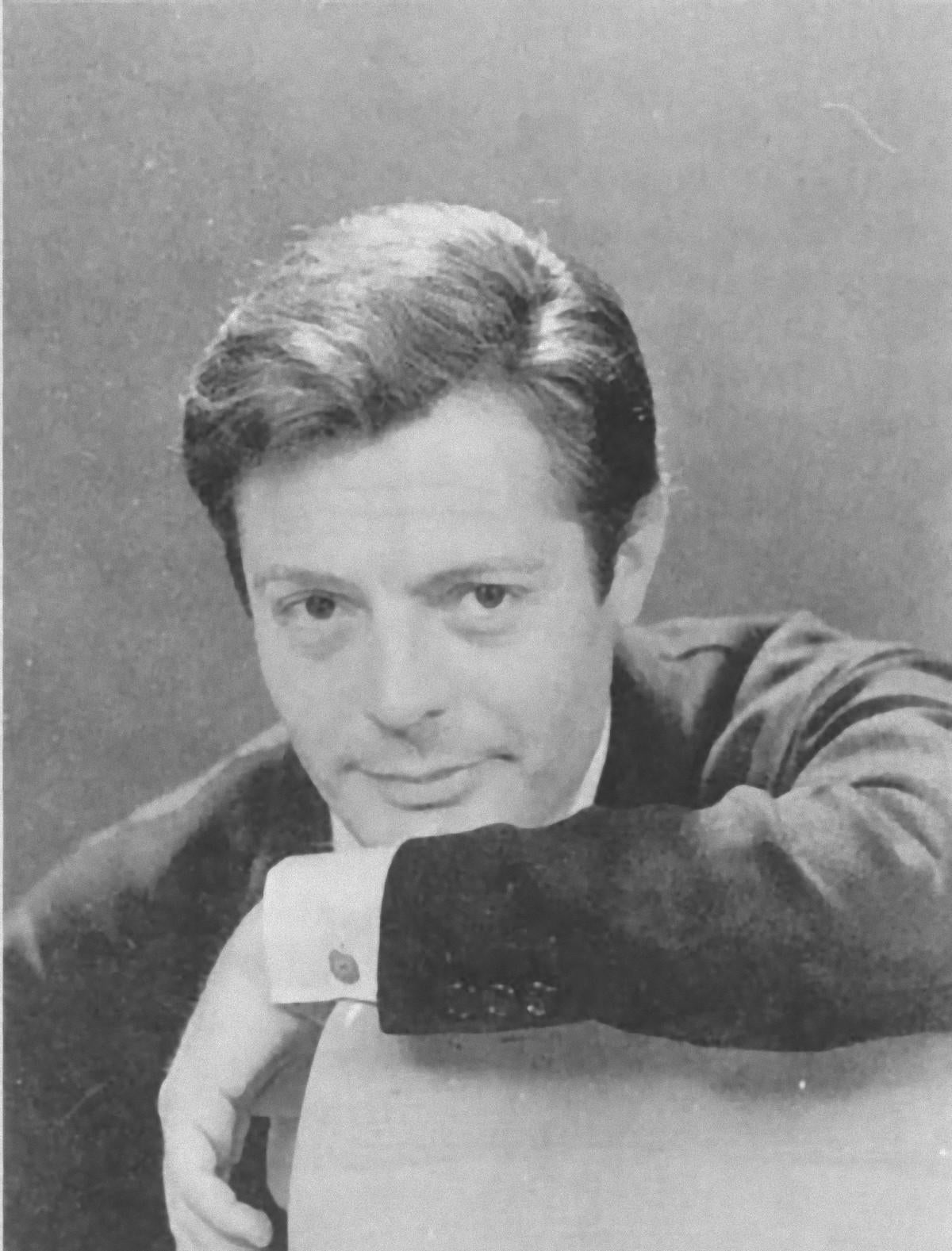 Unknown Figurative Photograph – Der italienische Schauspieler Marcello Mastroianni - Vintage-B/W-Fotografie - 1960er Jahre