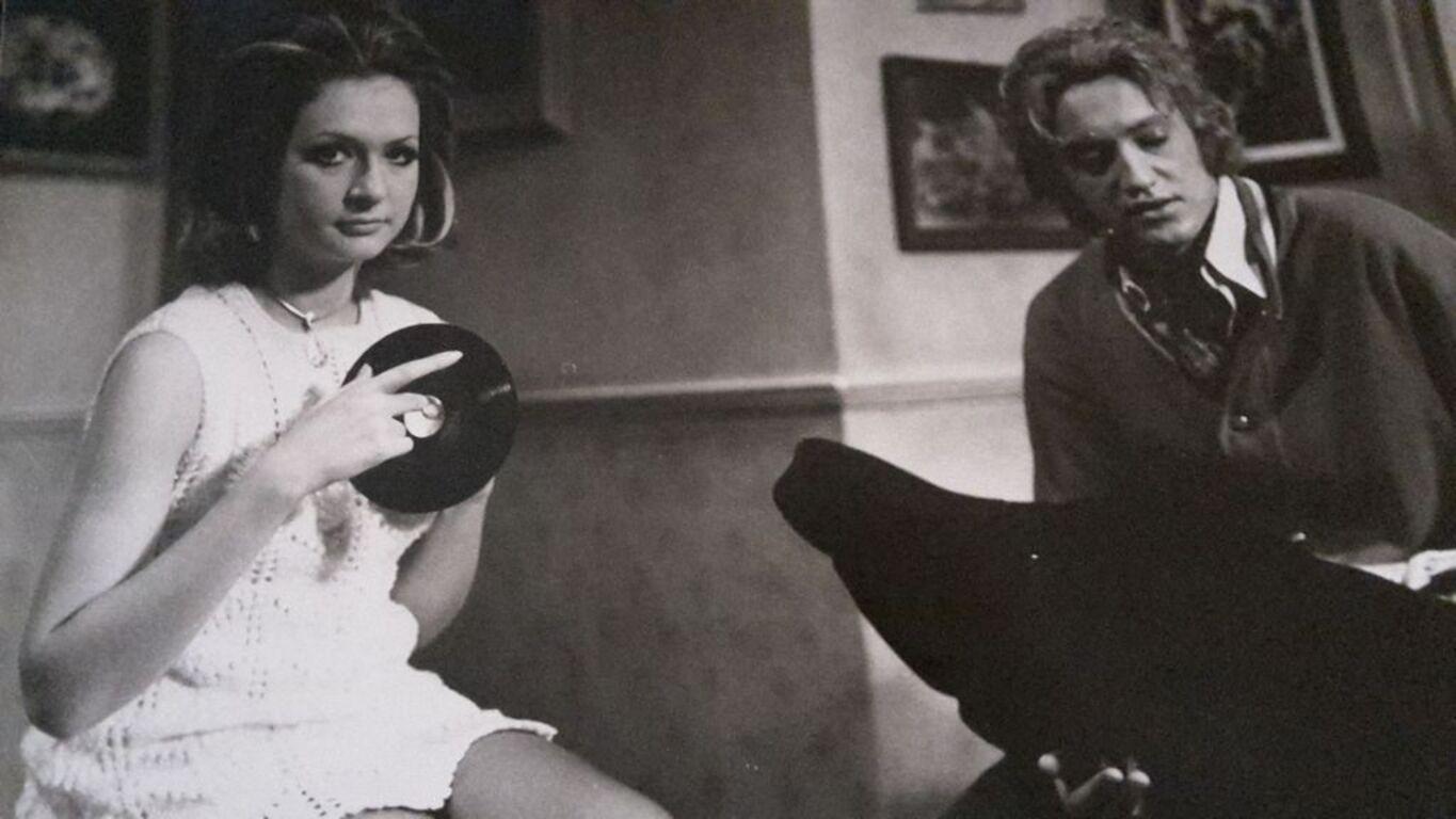 Figurative Photograph de Unknown - La actriz y cantante italiana Loretta Goggi - Foto de época - Años 1970