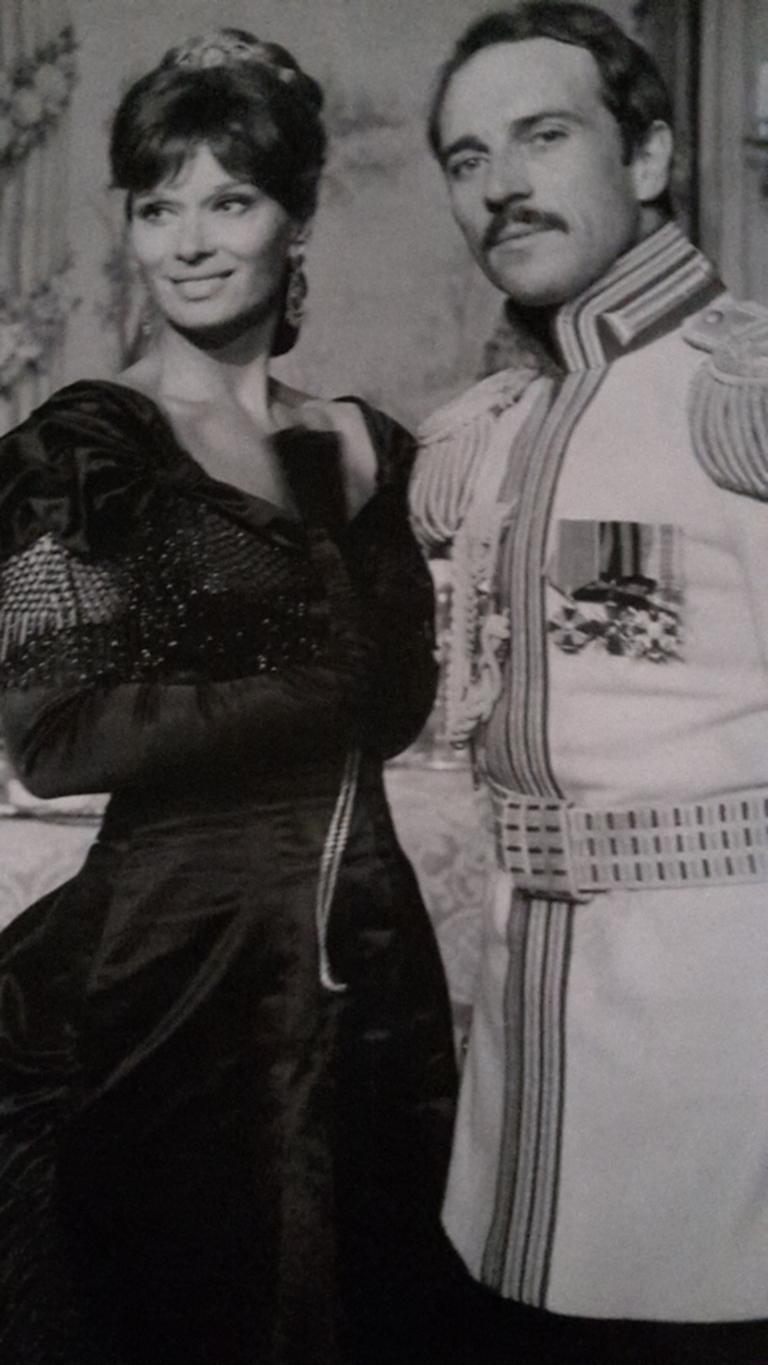 Portrait Photograph Unknown - La comédie italienne Massari - photo vintage, années 1970