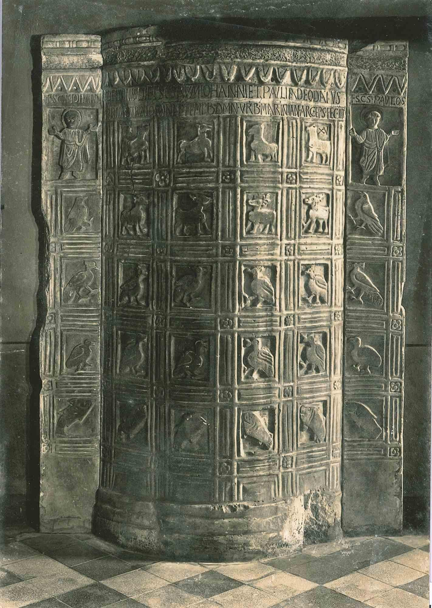 Figurative Photograph de Unknown - El ambón de mármol del obispo Mariniano - Foto de época - Principios del siglo XX
