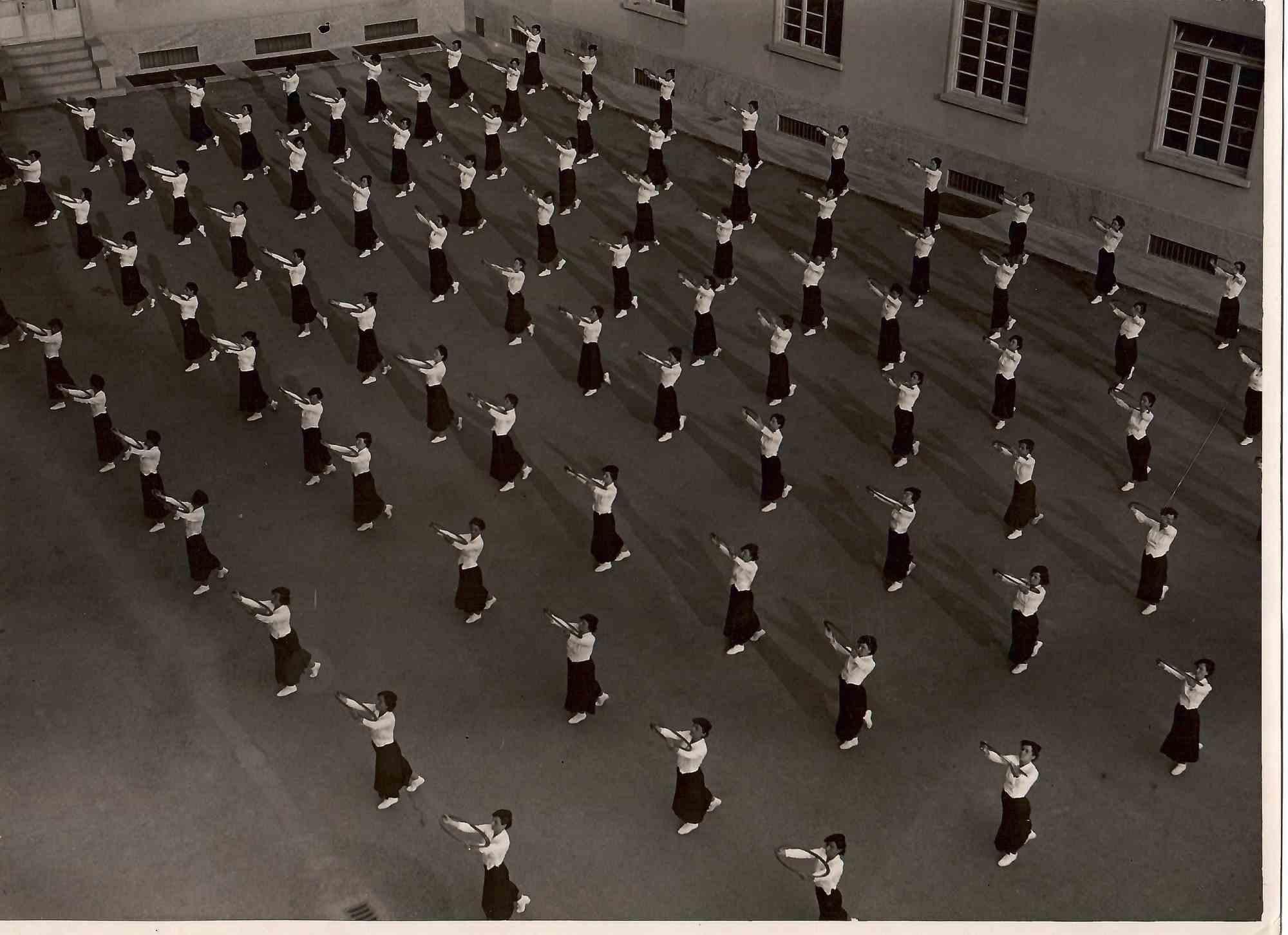 Show of United Women in Uniform - Vintage B/W Foto - 1930er Jahre